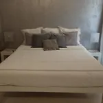 House 5 Bed and Breakfast