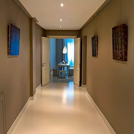House 5 4*