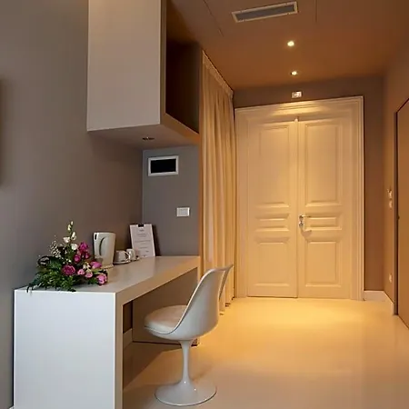 Bed & Breakfast House 5 4*