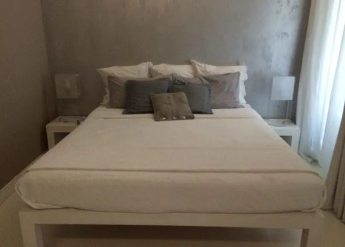 House 5 Bed & Breakfast